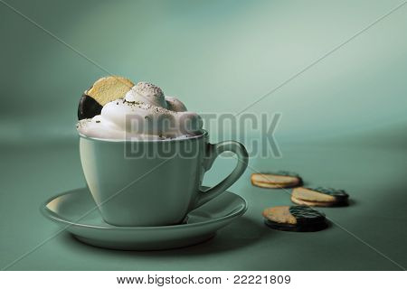 Cappuchino eller varm chokolade i blå