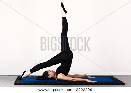 体操ピラティス