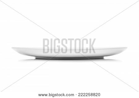 white dish or ceramic plate a kitchenware isolated on white background with clipping path