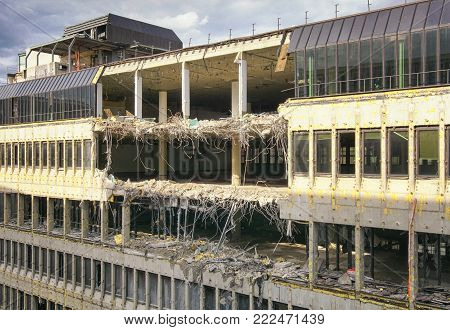 Topic destruction, teardown of an office building