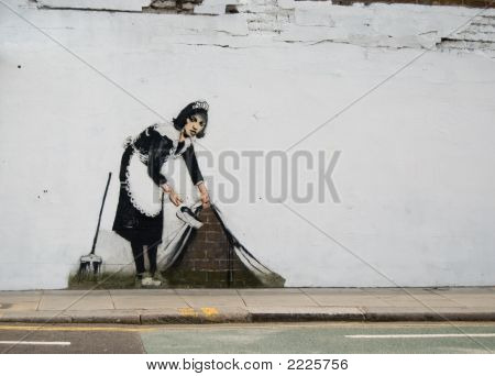 House Maid Grafitti v ulici v Londýně