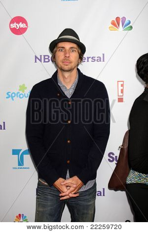Лос-Анджелес - 1 августа: Dax Шепард, прибывающие на NBC TCA лето 2011 вечеринку в отеле SLS августа 