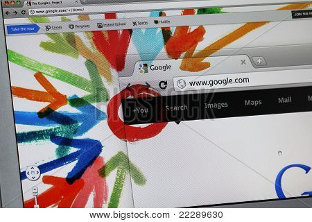 Google + - Google Плюс - новая социальная сеть