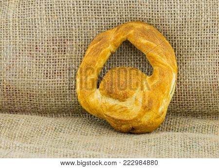 Bread Baked Goods Fast Bite, Round Loaf With A Handle, Tradition Of Russia