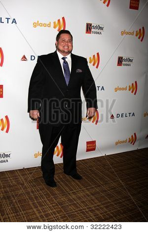 LOS ANGELES - 21 de abril: Chega de Chaz Bono no 23 GLAAD Media Awards no Westin Bonaventure Hotel 