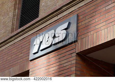 Bordeaux , Aquitaine France - 05 27 2021 : Tbs Text Logo Sign Shop Clothing Boat And Shoes Brand Spo