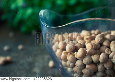 Tnsparent Plate With Chickpeas - Blurred Background For Text