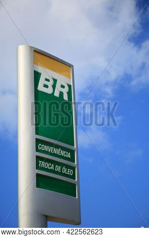 Salvador, Bahia, Brazil - May 26, 2021: Facade Of A Br Distribuidora Gas Station In The City Of Salv