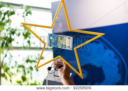 New 20 Euro Bill Presentation