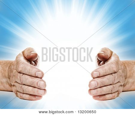 มือเก่าบนพื้นหลังบทคัดย่อ