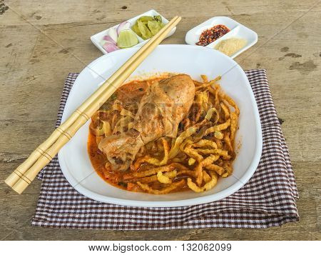 Noodle Curry Soup
