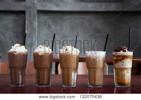 Five different kind of iced coffee in coffee shop