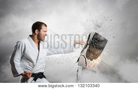 Krate man in action