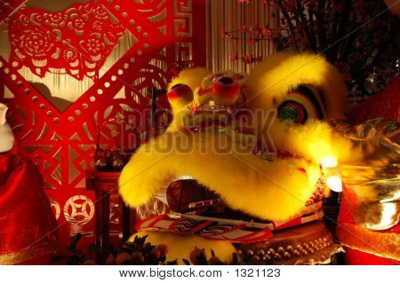 Chinesische Drache und Schere schneiden Kunstwerke