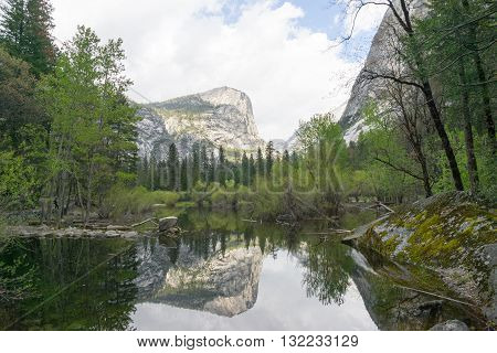 Mirror Lake, beautiful and calm, Yosemite National Park