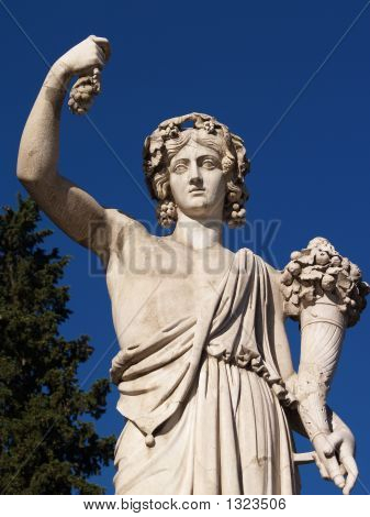 Romerske Statue ser ned