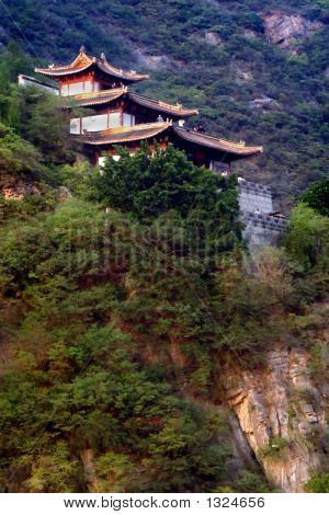 Chrám na řece Yangze
