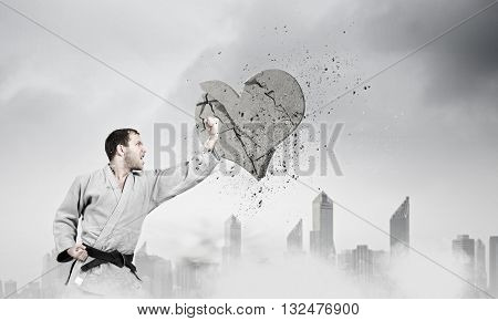 Krate man in action