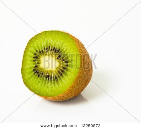 Połowę owoców Kivi