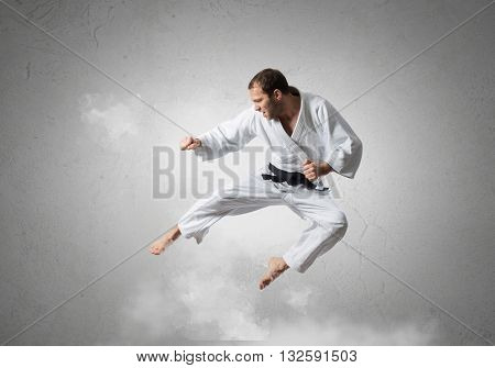 Krate man in action
