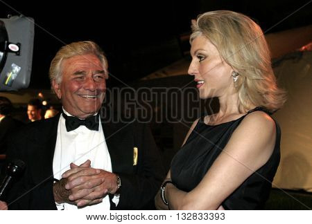 Peter Falk and wife Shera Danse at the 'In Defense of Animals Hosts 2nd Annual Guardian Award' at the Paramount Studios in Los Angeles, USA on October 30, 2004.