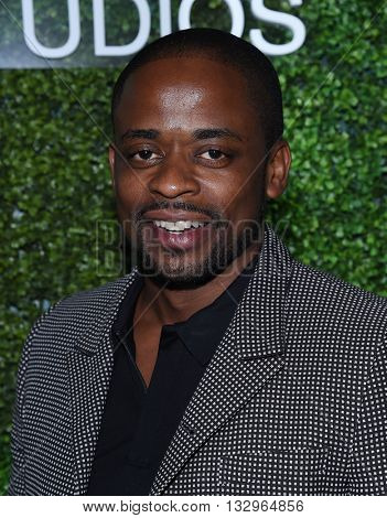 LOS ANGELES - JUN 02:  Dule Hill arrives to the 2016 CBS Summer Soiree  on June 02, 2016 in Hollywood, CA.                