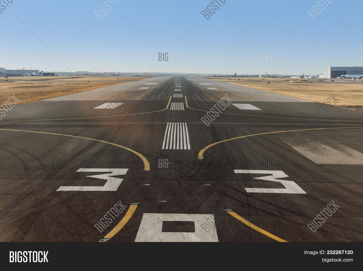 Empty Airport Runway Image & Photo (Free Trial) | Bigstock