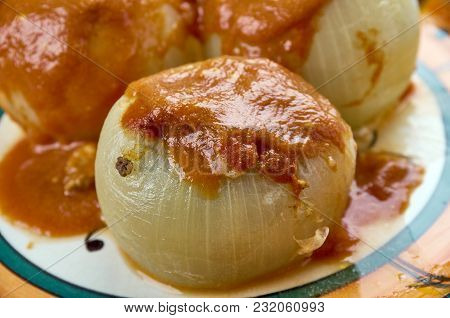 Dolma Mahshi  - Iraqi Stuffed Onions With Nuts, Lamb And Couscous