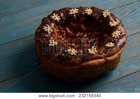 Karavai Loaf Cake On Wooden Rustic Table Background, Top View. Traditional Slavic Russian And Ukrani