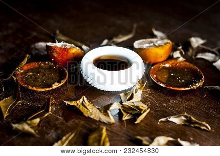 Azadirachta Indica, Or Indian Lilac Or Neem Tree Leaves Face Pack With Garlic Oil And Lemon Slice On