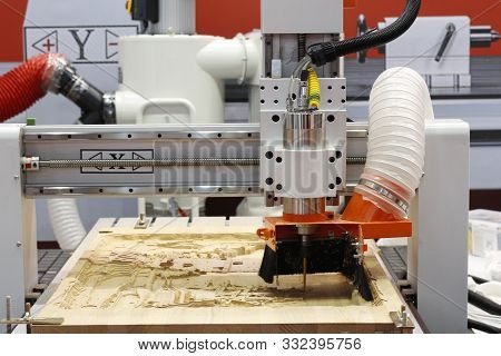 Cnc Milling Machine. Machine For High-quality Milling And Engraving Surfaces Of Parts. Milling And E