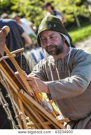Portret średniowiecznego Leatherworker