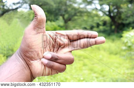 Hand See The Particular View Finger Standing Position Section In The Hand Direction