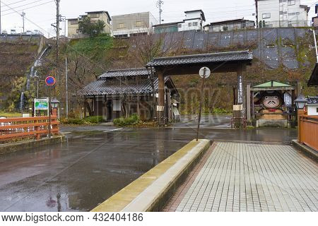 Nagano, Japan - Dec 16 ,2019 : View Of Yokoyu River And Cityscape Of Shibu Onsen In Nagano City, Jap