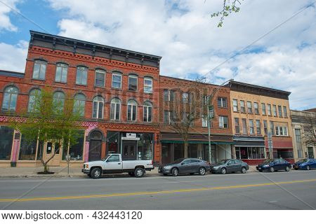 Potsdam, Ny, Usa - Apr. 27, 2017: Historic Sandstone And Brick Commercial Buildings With Italianate 