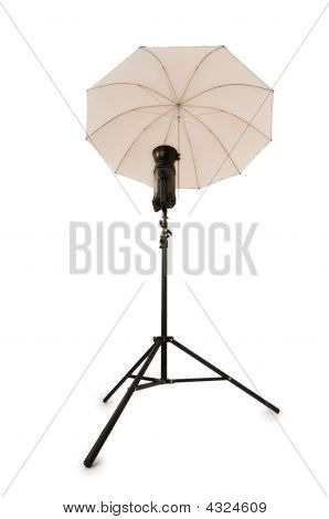 Studio Strobe isoleret på hvid baggrund