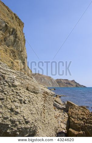Cliff Bay