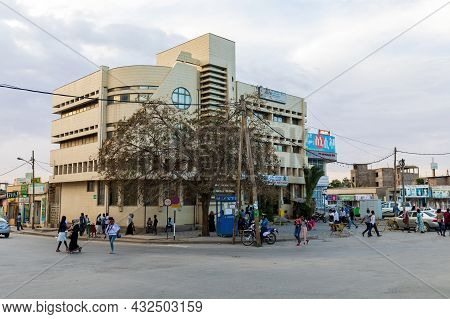 Mekelle, Ethiopia, April 29th. 2019, Ordinary Ethiopians On The Street Of Mekelle, The Capital City 