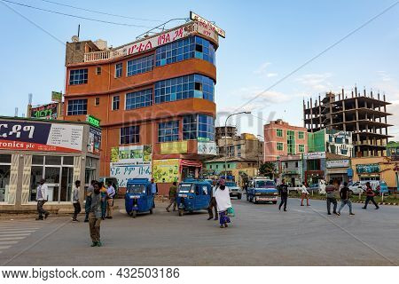 Mekelle, Ethiopia, April 29th. 2019, Ordinary Ethiopians On The Street Of Mekelle, The Capital City 