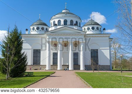 Pushkin, Russia - May 09, 2021: Sunny May Day At The Old St. Sophia Cathedral (1788). Tsarskoe Selo