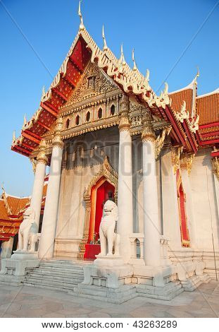 Célèbre Benjamaborphit de Wat (Temple de marbre) à Bangkok, Thaïlande