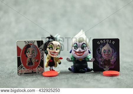 Bangkok, Thailand - September 14, 2021 : Villain Series Blind Box X Miniso, Cute Toy Of Cruella De V