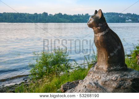 Monument dedicated to the cat.