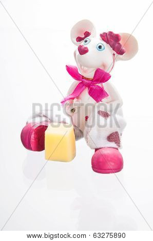 Mouse With Cheese