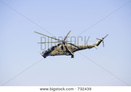 Mi-24 helikopter