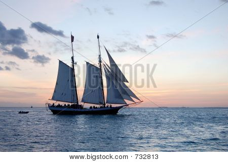 BSP グリーン 06 船夕方 Sail_1546 で