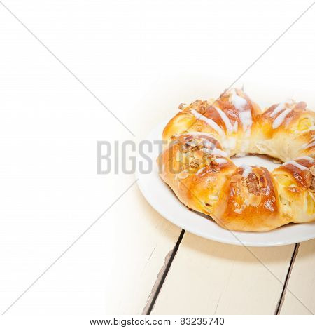 Sweet Bread Donut Cake