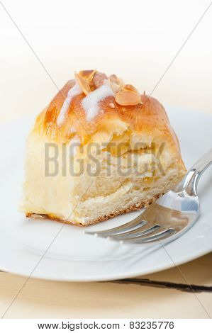 Sweet Bread Donut Cake