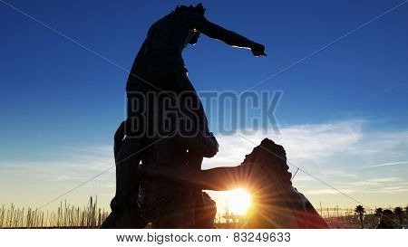 Statue Silhouette