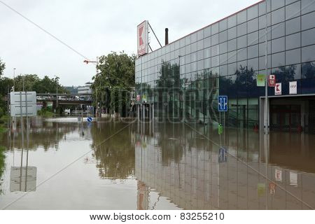 PRAGUE, CZECH REPUBLIC - JUNE 3, 2013: Supermarket Kaufland flooded by the swollen Vltava River in Prague, Czech Republic.
